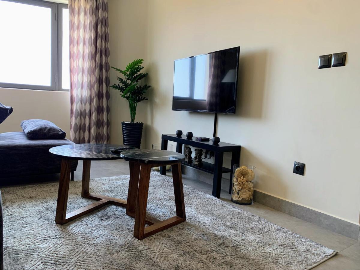 Moderne, Lumineux & Spacieux Avec Balcon -Central -Wifi-Smart Tv-Clim Marrakesh Eksteriør billede