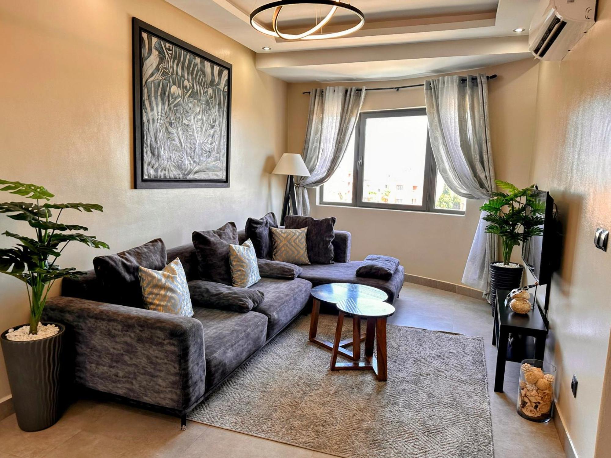 Moderne, Lumineux & Spacieux Avec Balcon -Central -Wifi-Smart Tv-Clim Marrakesh Eksteriør billede