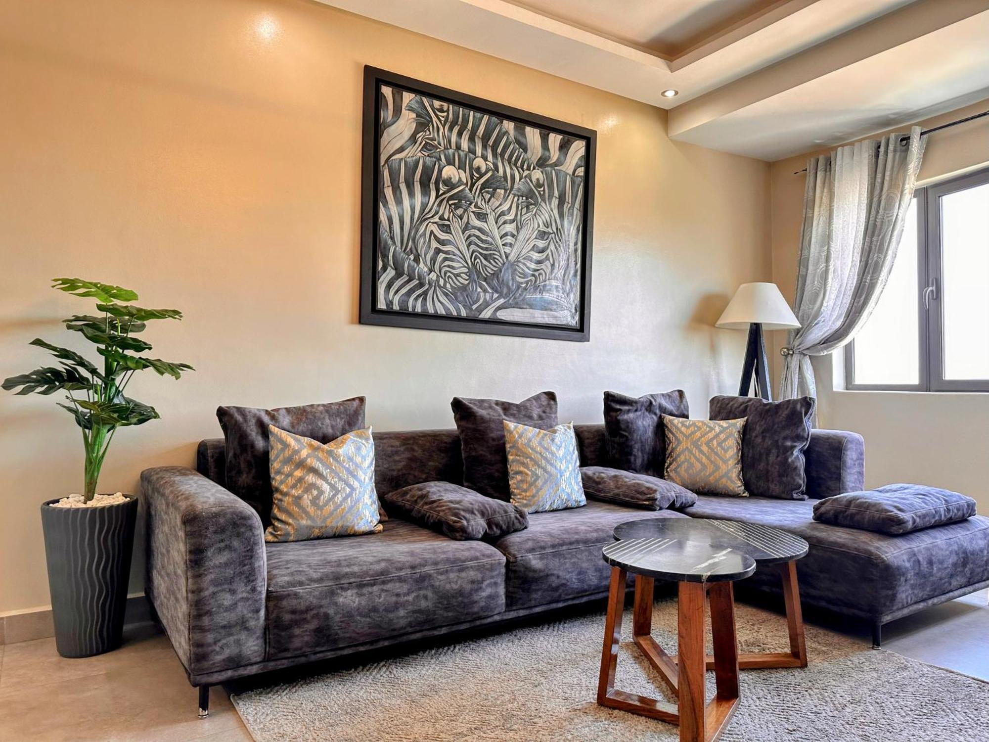 Moderne, Lumineux & Spacieux Avec Balcon -Central -Wifi-Smart Tv-Clim Marrakesh Eksteriør billede