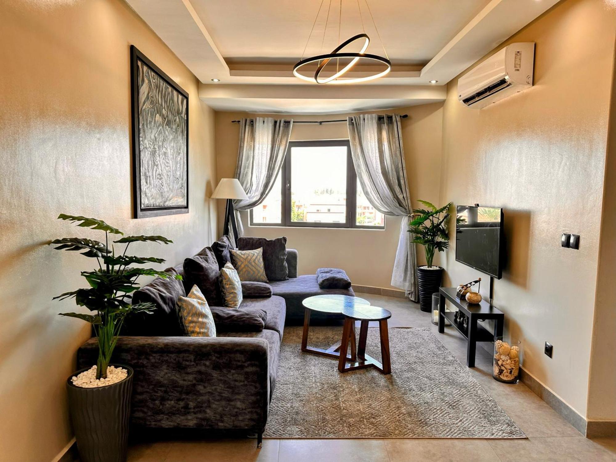 Moderne, Lumineux & Spacieux Avec Balcon -Central -Wifi-Smart Tv-Clim Marrakesh Eksteriør billede